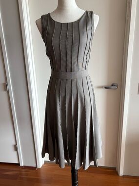 Calvin Klein Vintage Gray Belted Sleeveless Fit & Flare Midi Dress Skater Size 4